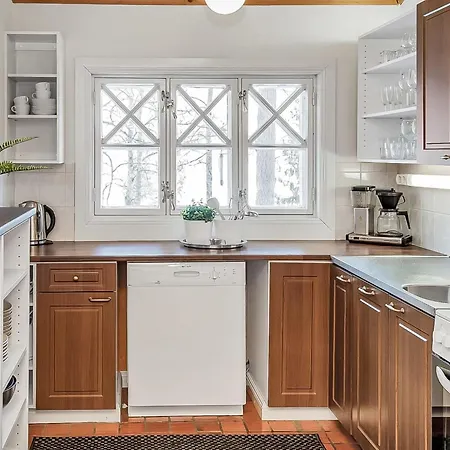 Satakieli By Interhome Hirsjärvi