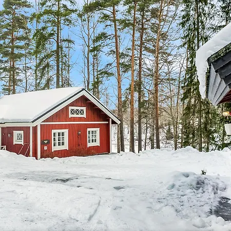 Satakieli By Interhome Hirsjärvi